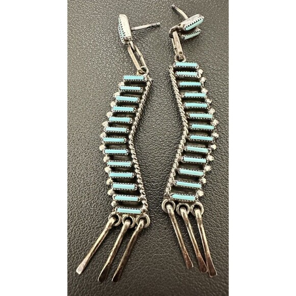 Vintage ZUNI Native American Sterling Silver Turquoise NEEDLEPOINT Earrings - Picture 4 of 8